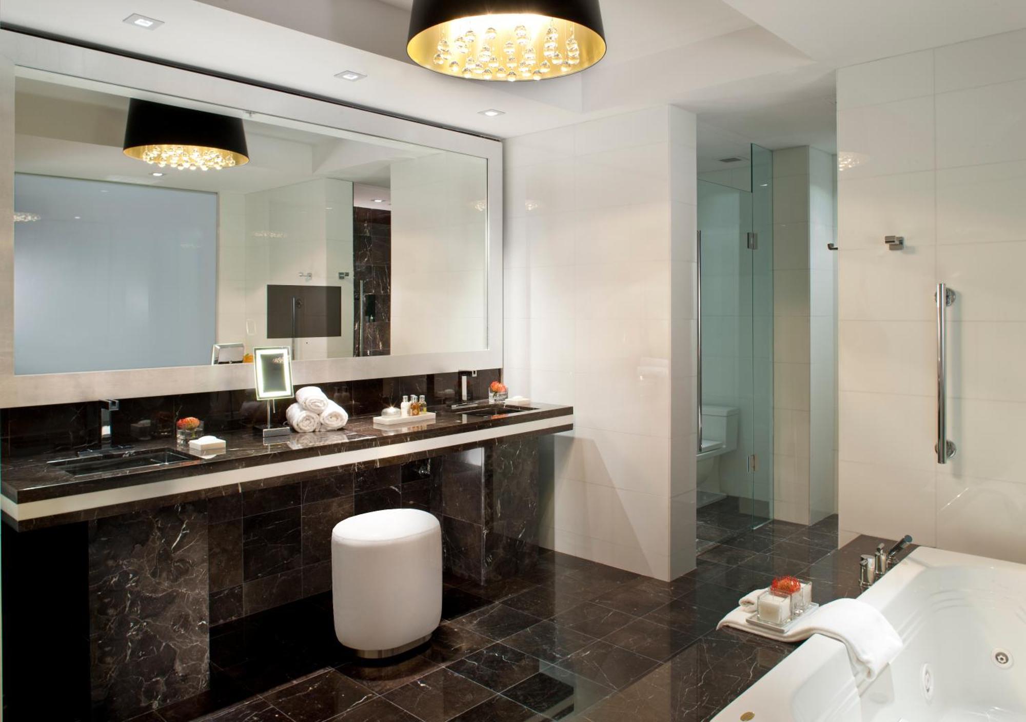 Hotel Beaux Arts, Autograph Collection Miami Bagian luar foto